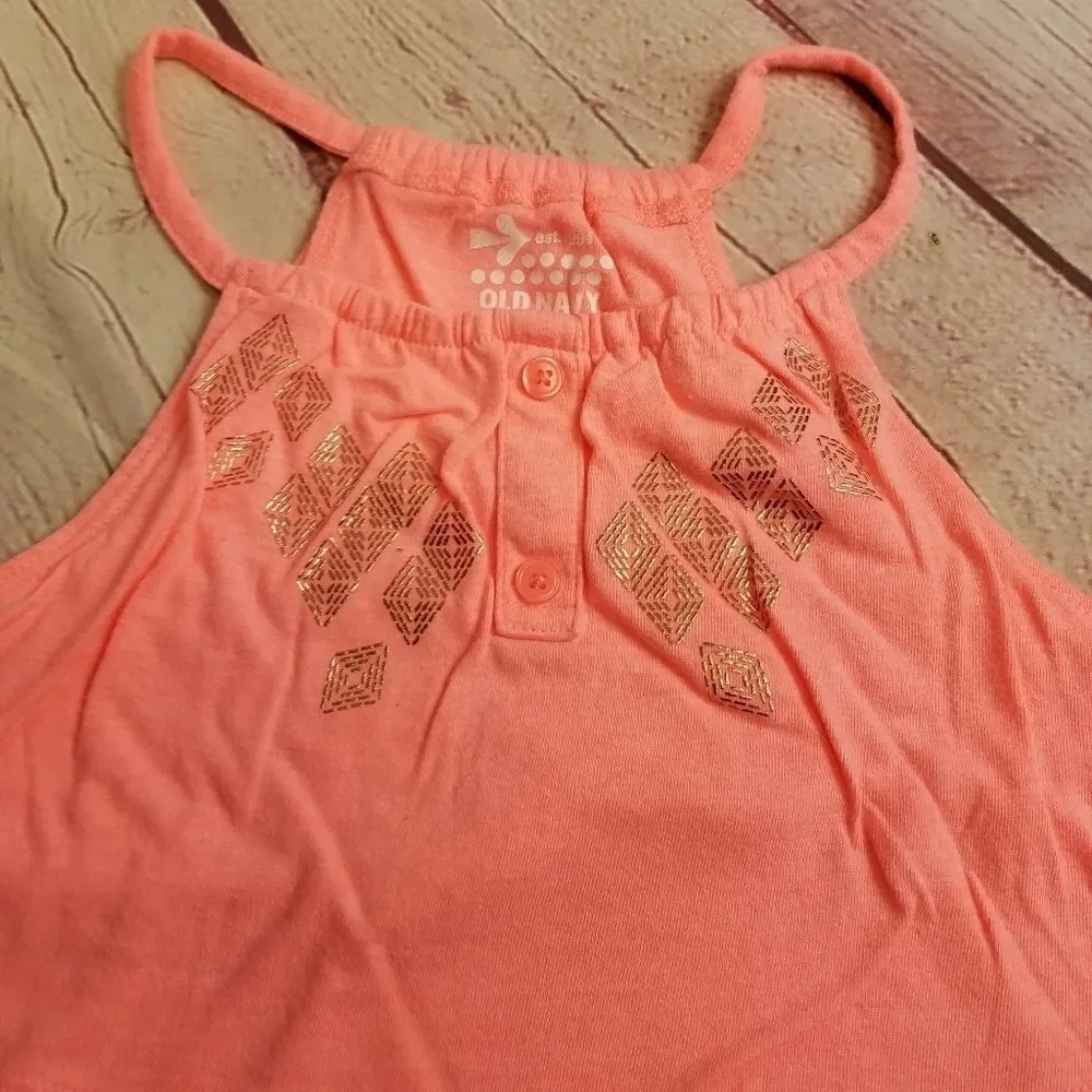 Old Navy tank top S6/7